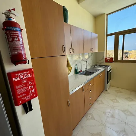 Tigrija By The Nest بيت ضيافة *