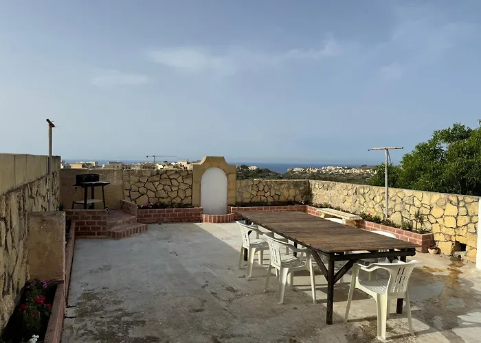 Pensjonat Tigrija By The Nest Nadur