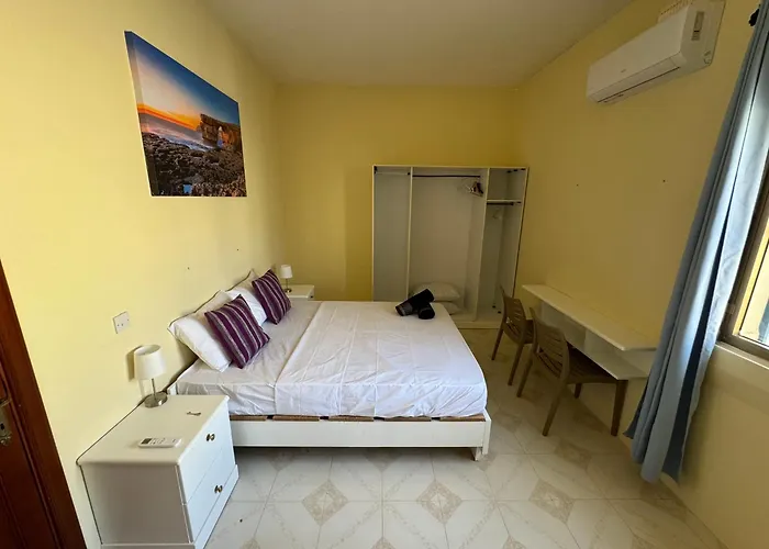 Pensjonat Tigrija By The Nest Nadur